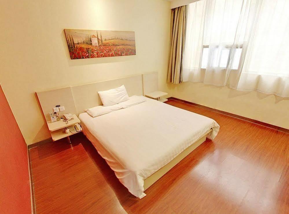 Hanting Hotel Shanghai Hongkou Football Stadium Exterior foto